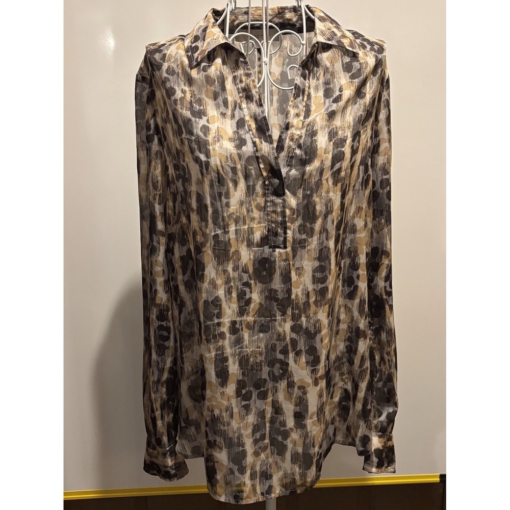 Loft Animal Print Blouse Size Medium 40" X 24"